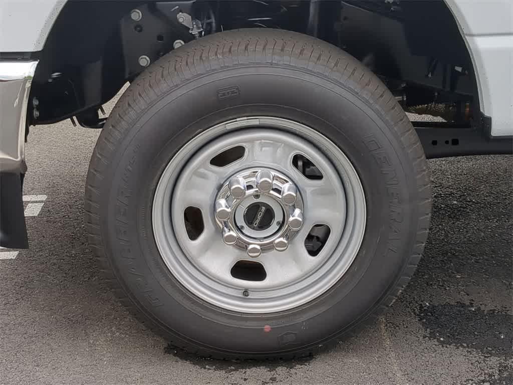 new 2025 Ford F-350 car, priced at $51,665