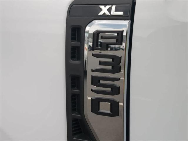 new 2025 Ford F-350 car, priced at $53,760