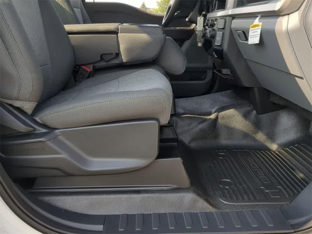 new 2025 Ford F-350 car, priced at $51,665