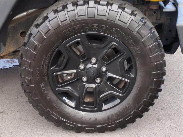 used 2015 Jeep Wrangler Unlimited car, priced at $19,808