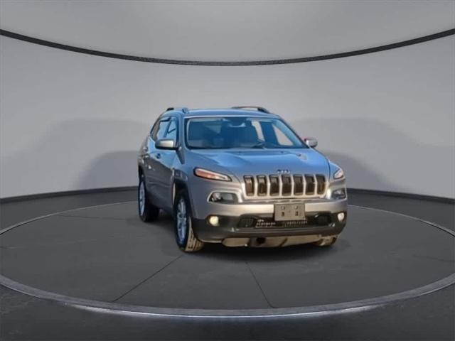 used 2018 Jeep Cherokee car, priced at $12,999