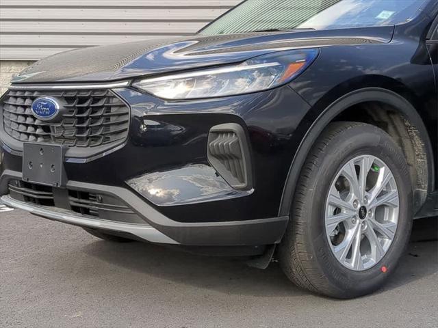 new 2025 Ford Escape car, priced at $33,189