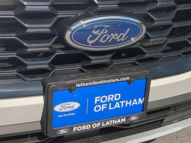 new 2025 Ford Escape car, priced at $33,596