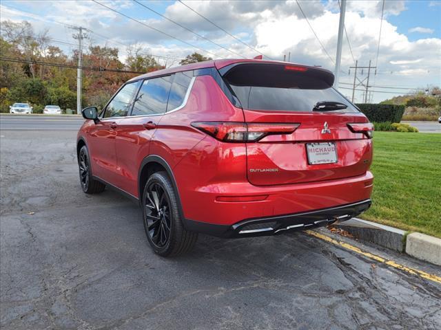 new 2024 Mitsubishi Outlander car, priced at $37,450