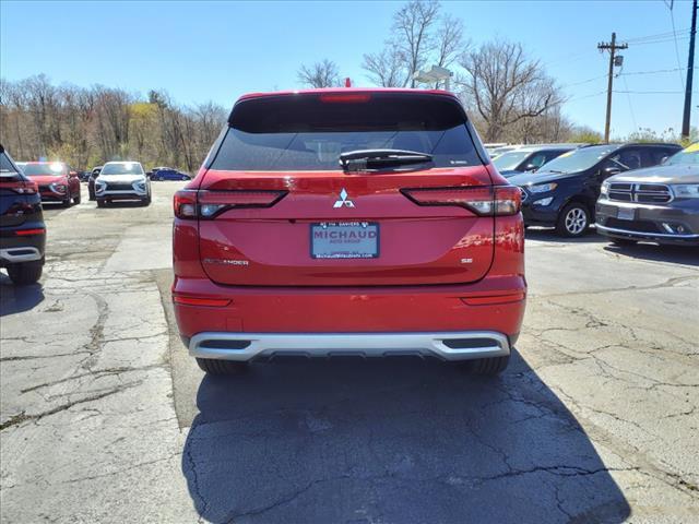 new 2024 Mitsubishi Outlander car, priced at $38,410