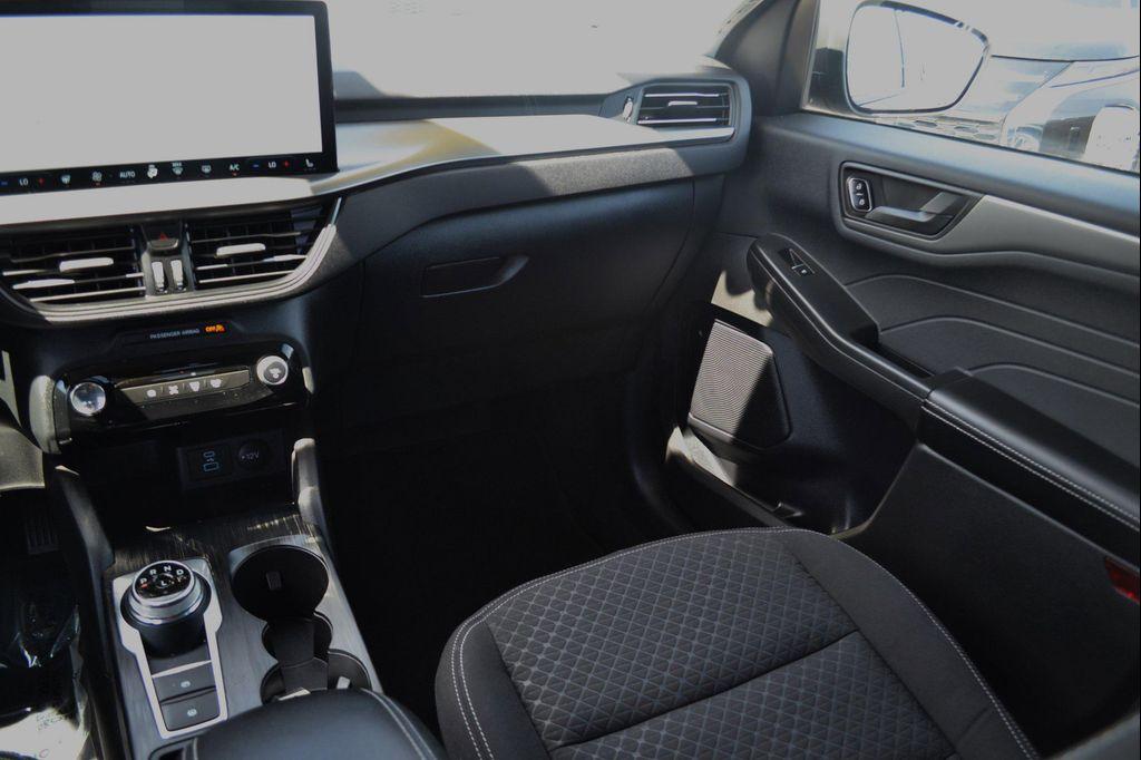 used 2023 Ford Escape car, priced at $20,997
