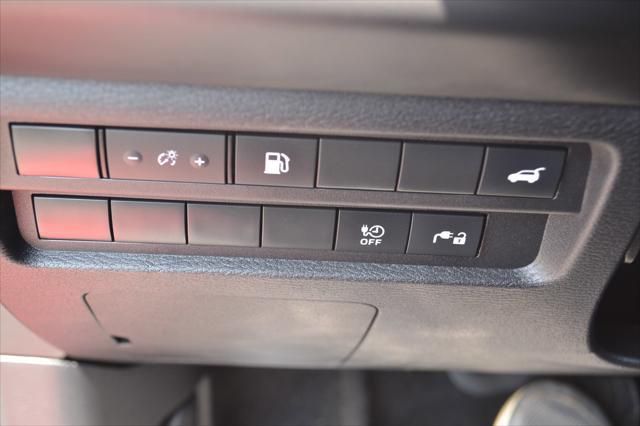 used 2024 Mitsubishi Outlander PHEV car, priced at $35,997