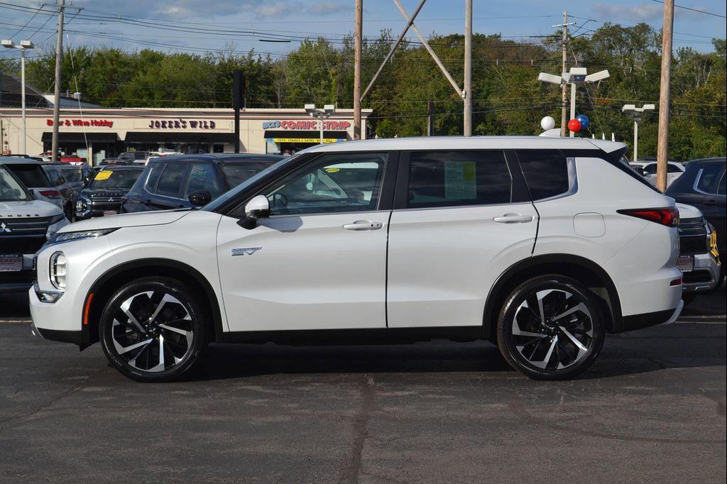 used 2023 Mitsubishi Outlander PHEV car, priced at $33,997