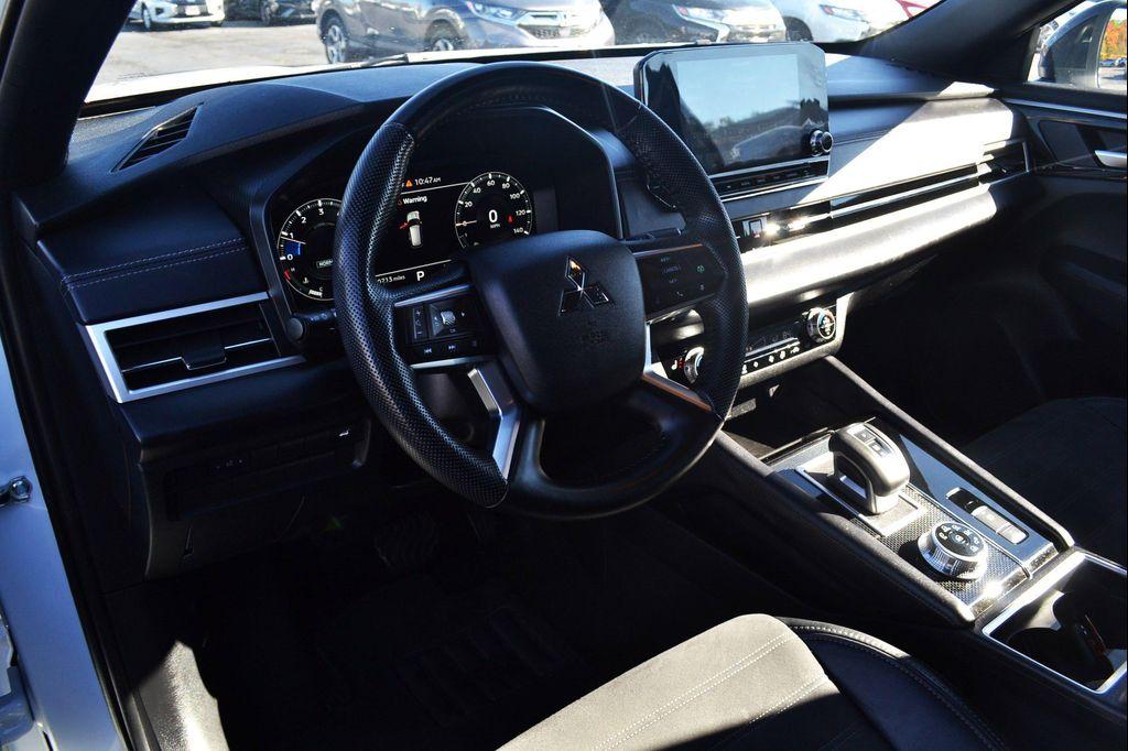 used 2023 Mitsubishi Outlander car, priced at $27,997