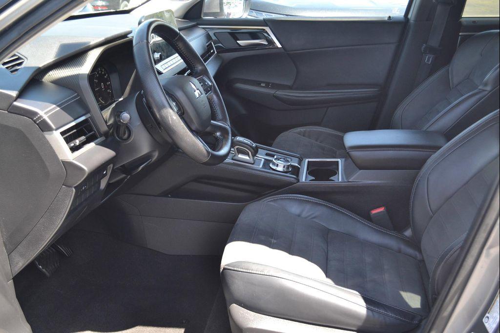used 2022 Mitsubishi Outlander car, priced at $23,997