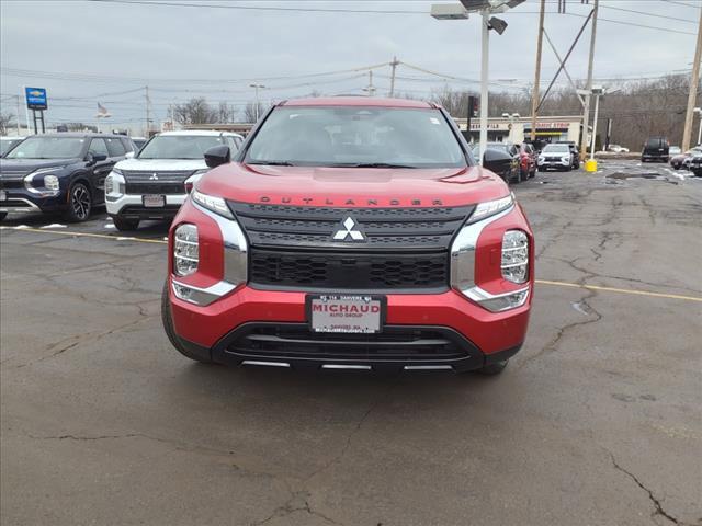 new 2024 Mitsubishi Outlander car, priced at $38,050