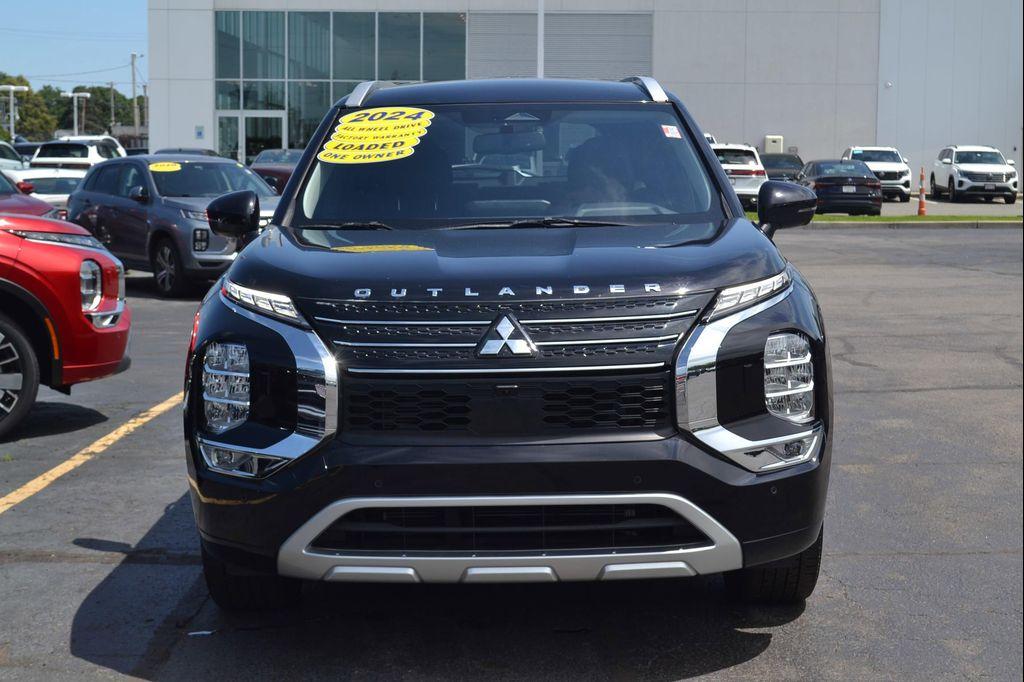 used 2024 Mitsubishi Outlander car, priced at $31,997