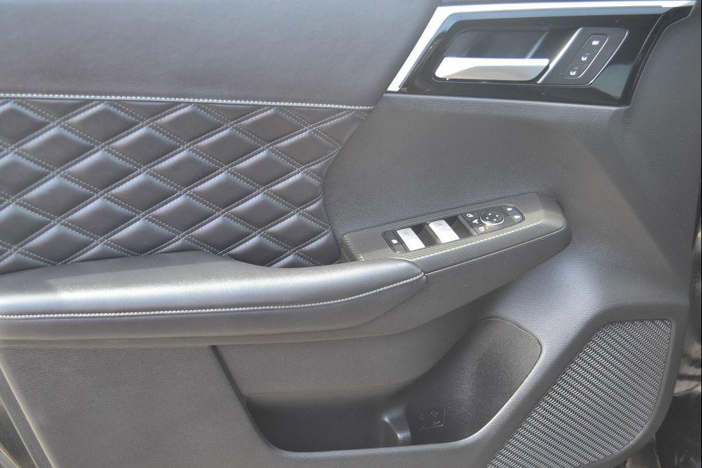 used 2024 Mitsubishi Outlander car, priced at $31,997