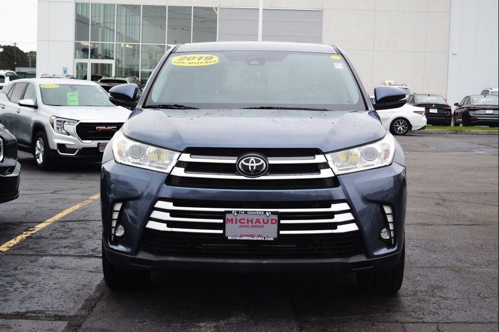 used 2019 Toyota Highlander car, priced at $27,997