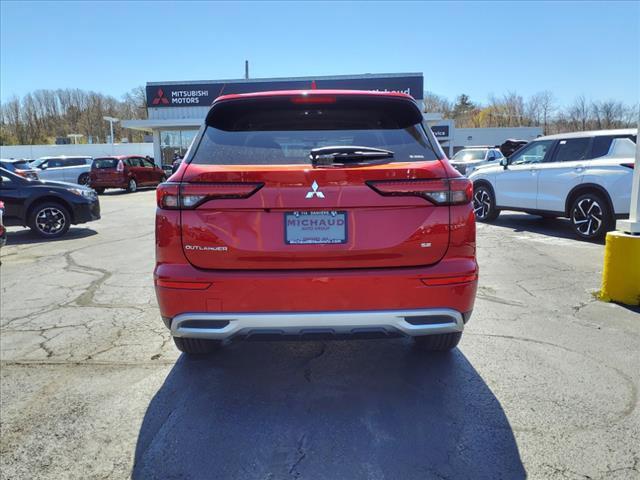 new 2024 Mitsubishi Outlander car, priced at $36,070