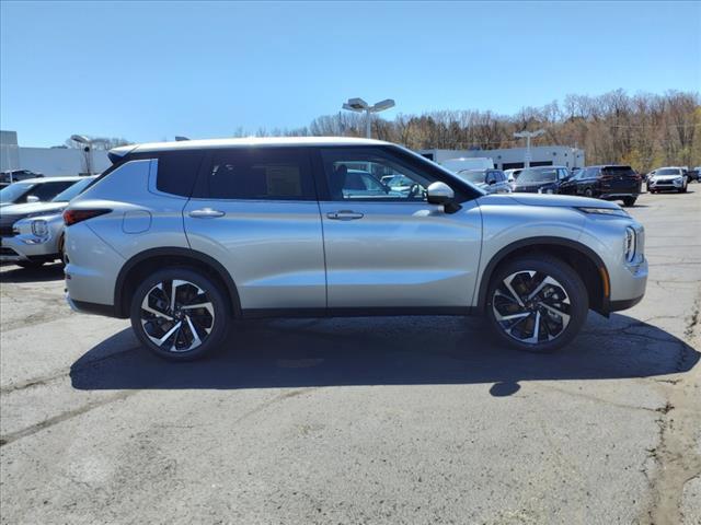 new 2024 Mitsubishi Outlander car, priced at $34,508