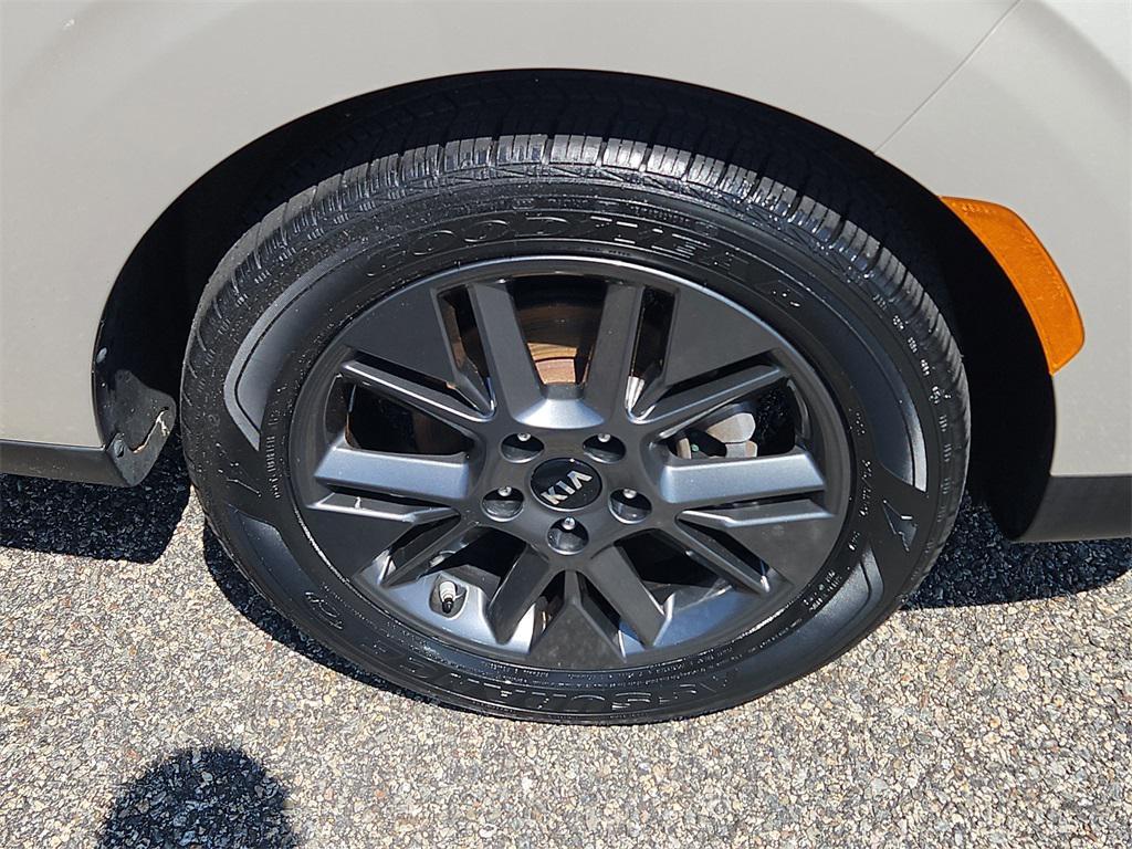 used 2020 Kia Soul car, priced at $15,687