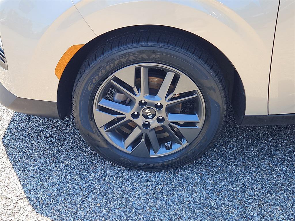 used 2020 Kia Soul car, priced at $15,687