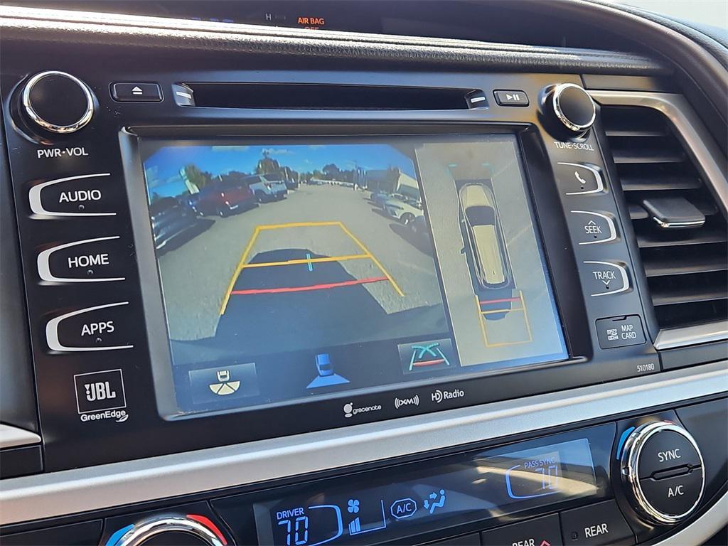 used 2017 Toyota Highlander car, priced at $27,237