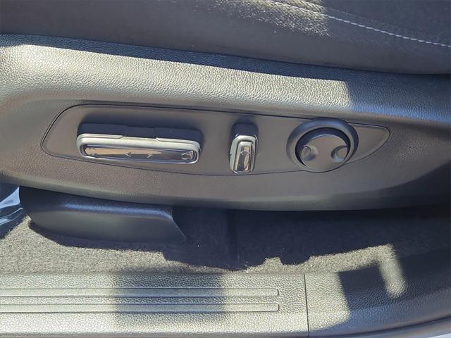 used 2023 Honda CR-V car, priced at $29,987