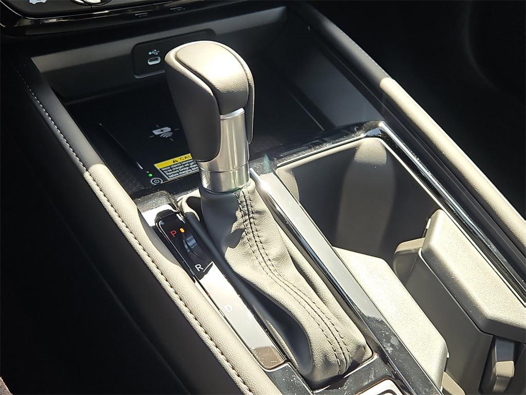 new 2025 Honda Accord Hybrid car, priced at $39,300