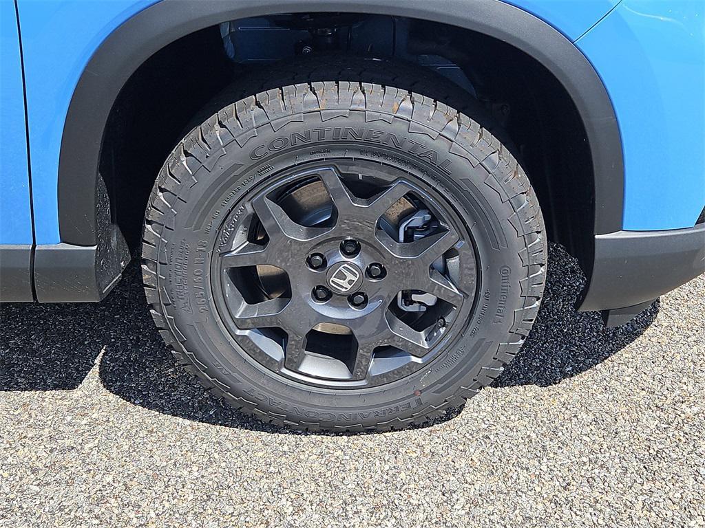new 2025 Honda Pilot car, priced at $51,305