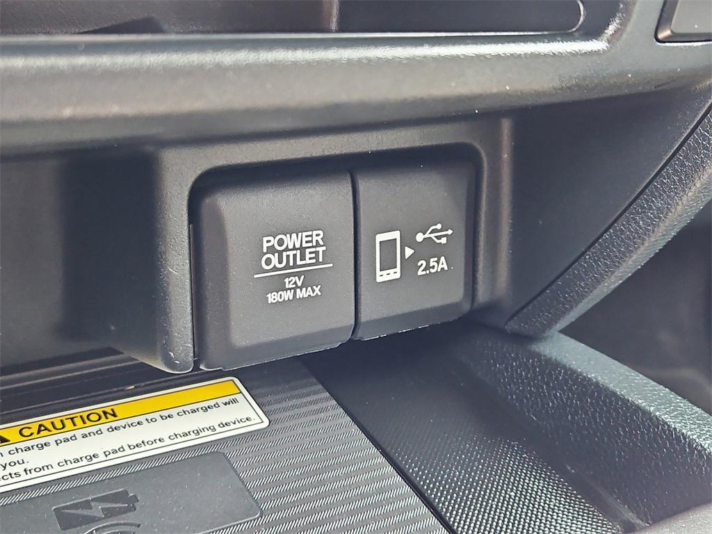 used 2022 Honda Pilot car, priced at $34,987