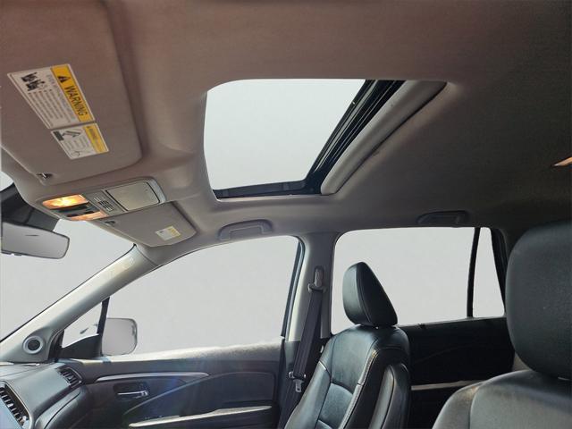 used 2022 Honda Pilot car, priced at $36,487