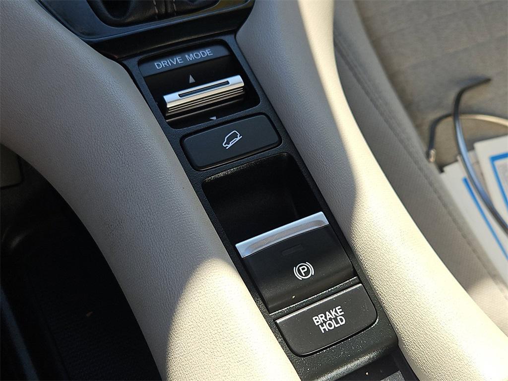 used 2023 Honda HR-V car, priced at $24,787