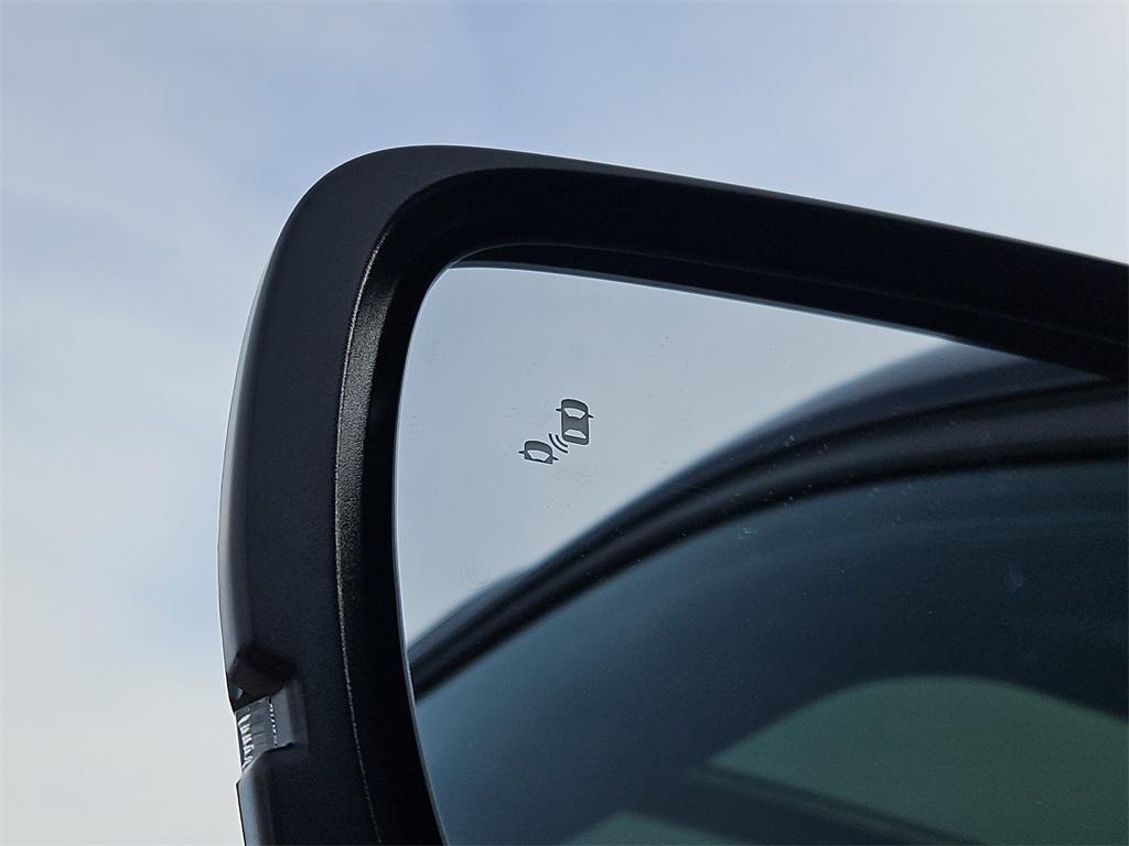 new 2025 Honda Pilot car, priced at $51,375