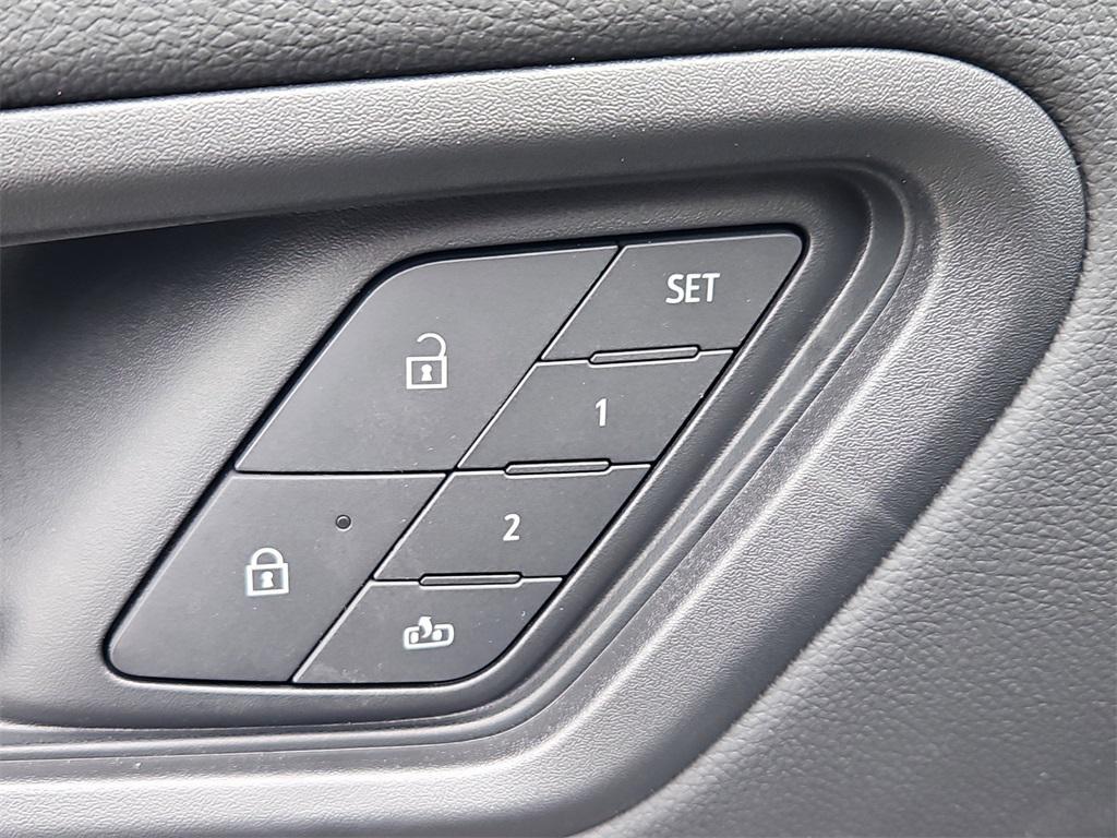 new 2025 Honda Prologue car, priced at $56,650