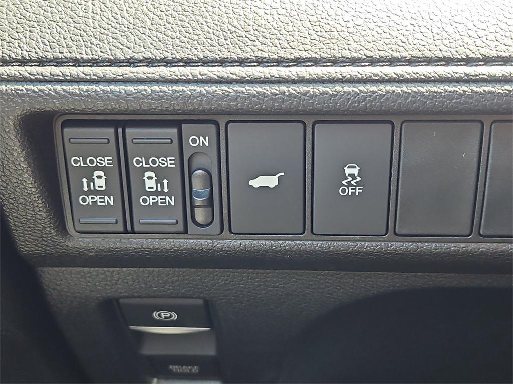 new 2025 Honda Odyssey car, priced at $45,275