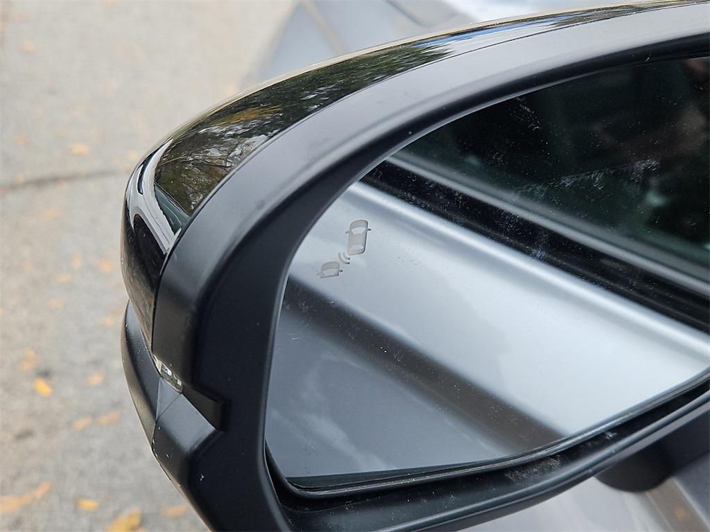 new 2026 Honda CR-V Hybrid car, priced at $41,675