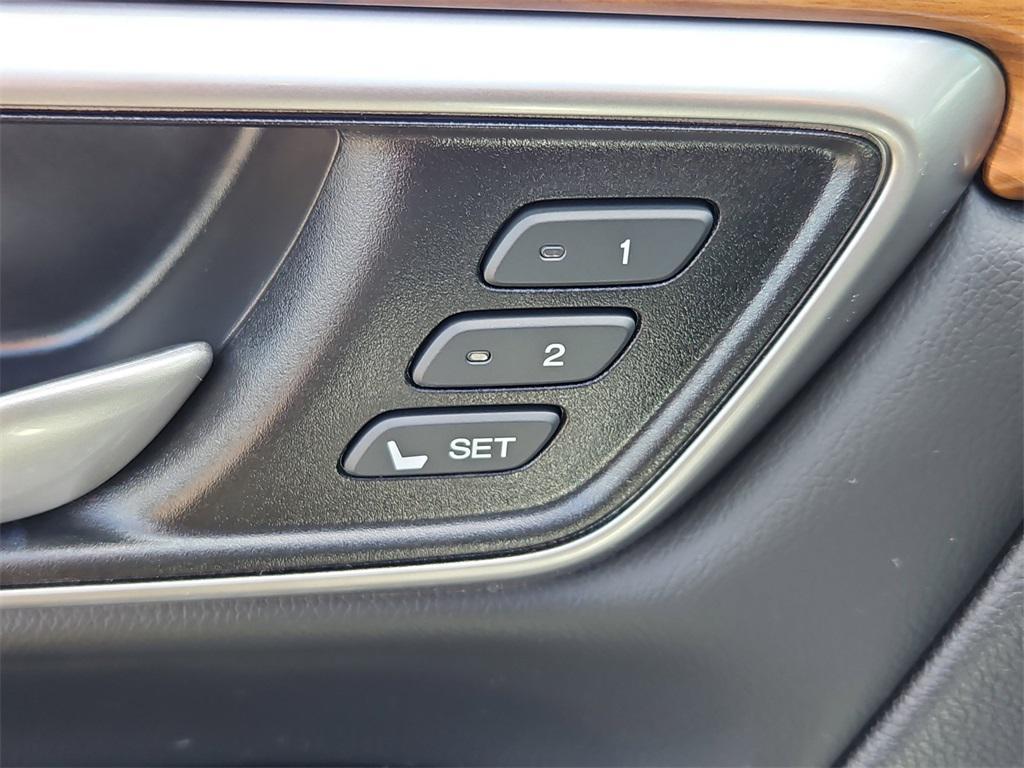 used 2019 Honda CR-V car, priced at $22,987
