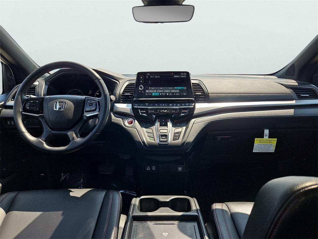used 2025 Honda Odyssey car, priced at $42,997