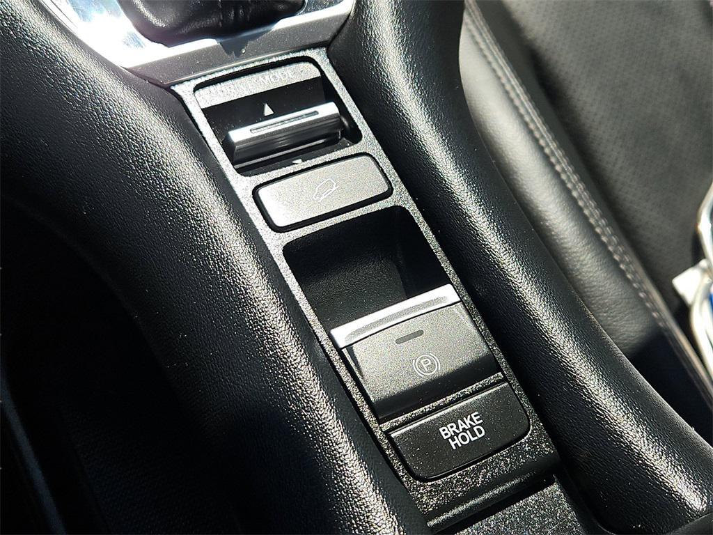 used 2024 Honda HR-V car, priced at $29,897
