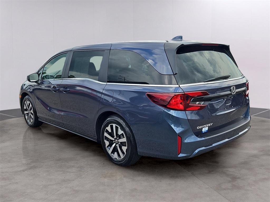 used 2025 Honda Odyssey car, priced at $40,977