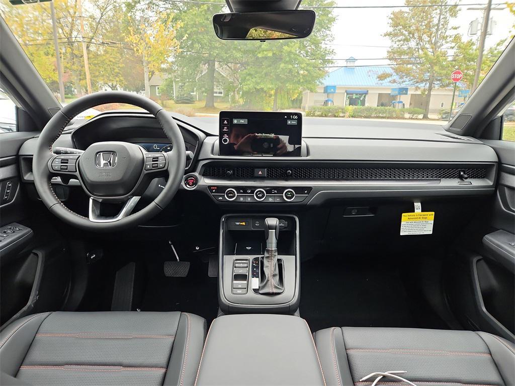 new 2026 Honda CR-V Hybrid car, priced at $41,675
