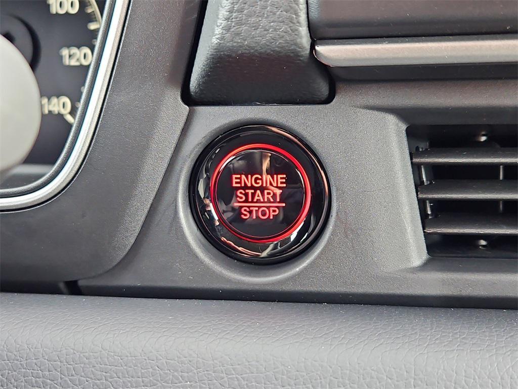 new 2025 Honda Pilot car, priced at $47,825