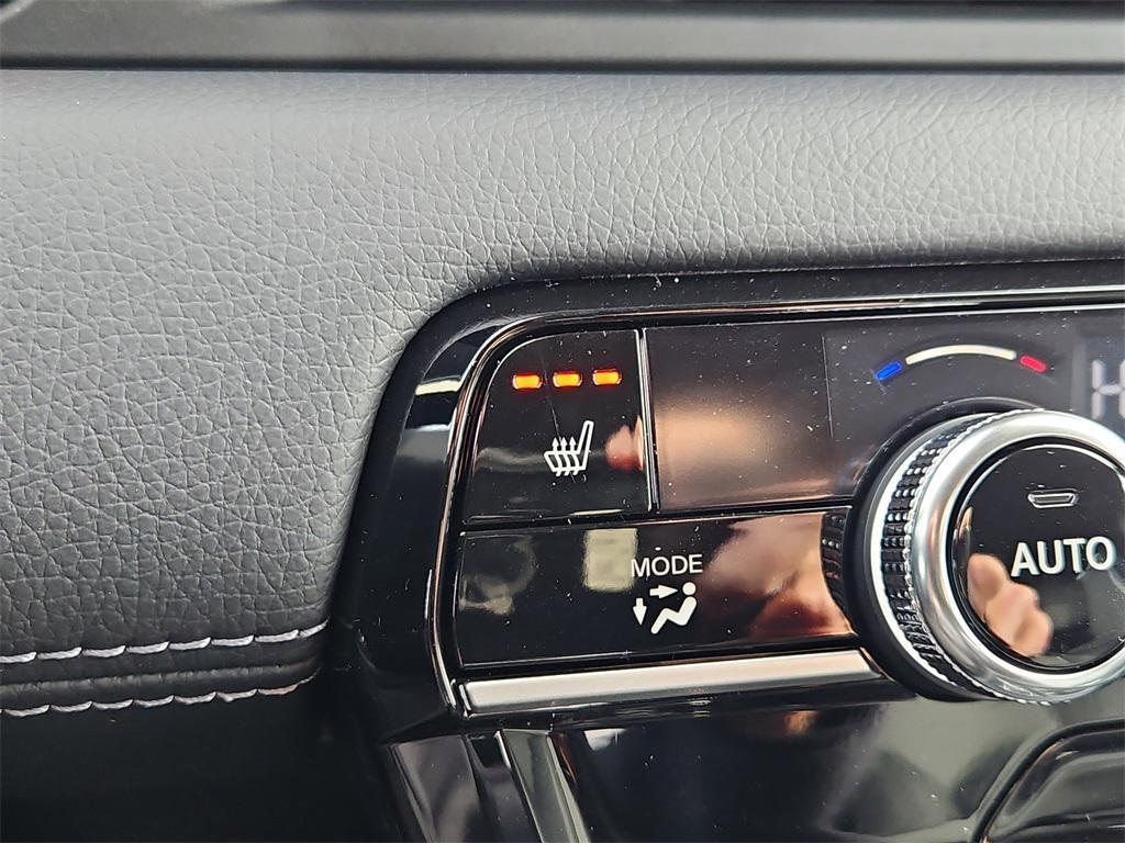 new 2025 Honda Pilot car, priced at $47,825