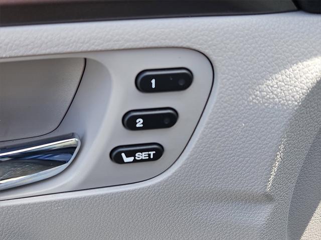 used 2022 Honda Pilot car, priced at $32,987