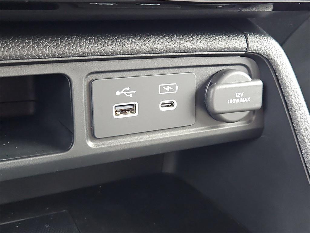 new 2025 Honda Pilot car, priced at $47,095