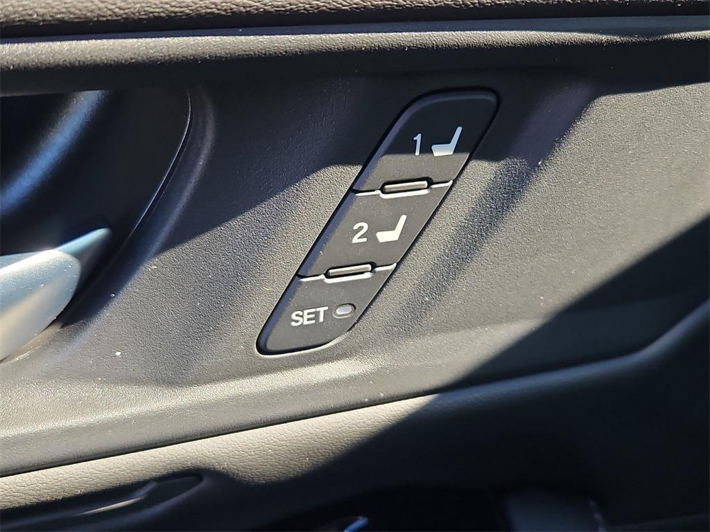 new 2025 Honda Accord Hybrid car, priced at $40,950