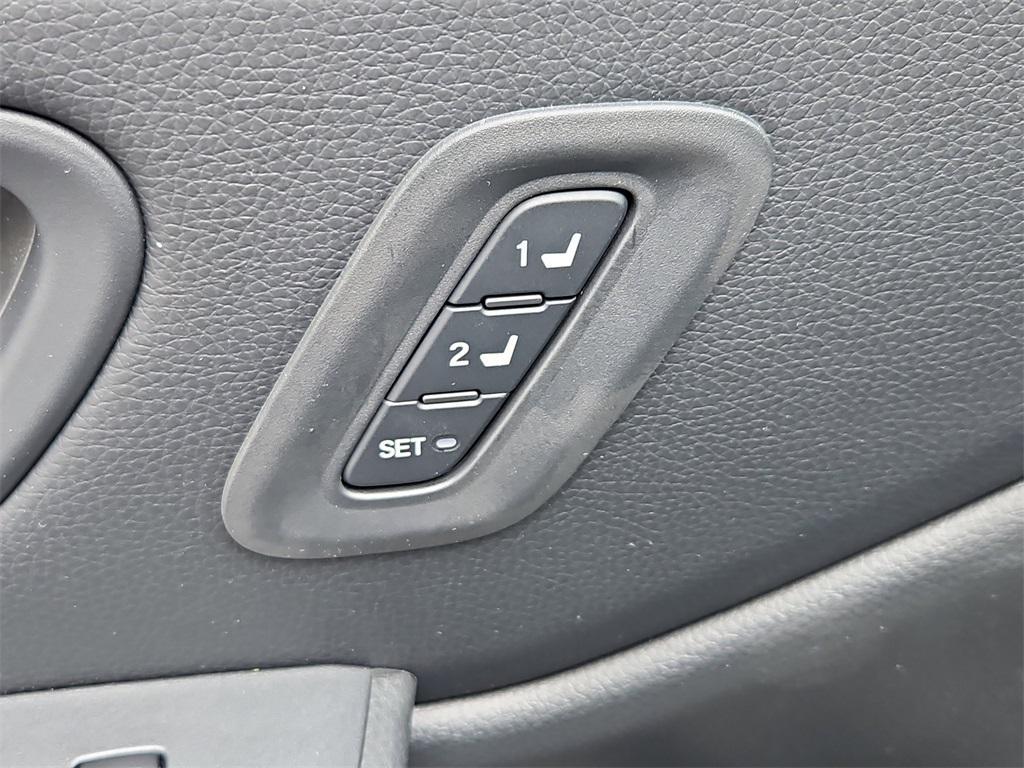 new 2025 Honda Pilot car, priced at $54,530