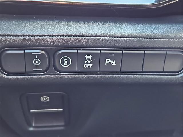 used 2022 Acura MDX car, priced at $39,626