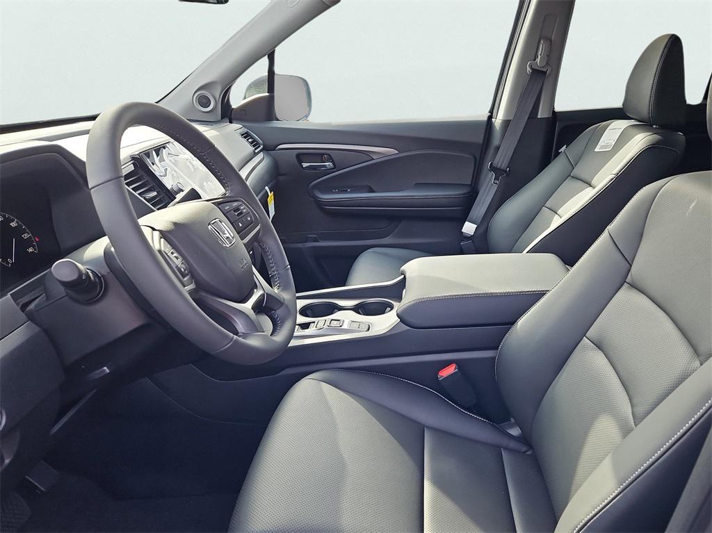 new 2025 Honda Ridgeline car, priced at $44,680