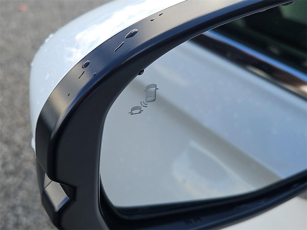 used 2025 Honda CR-V car, priced at $31,066