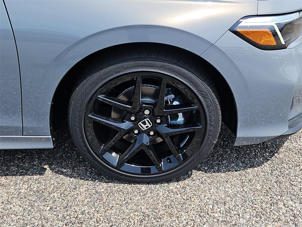 new 2026 Honda Civic Hybrid car, priced at $30,900