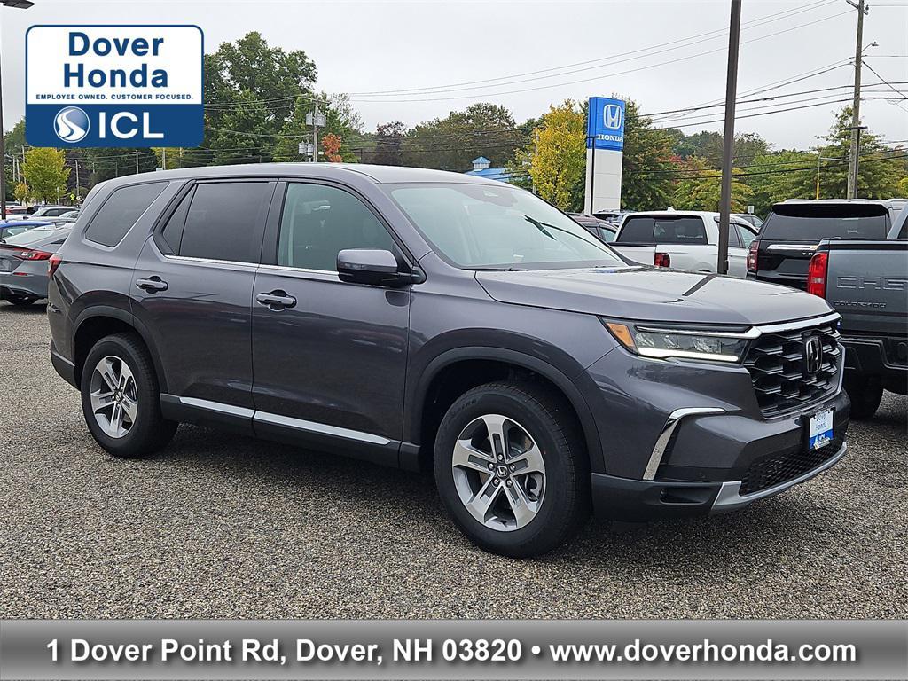 new 2025 Honda Pilot car, priced at $47,095