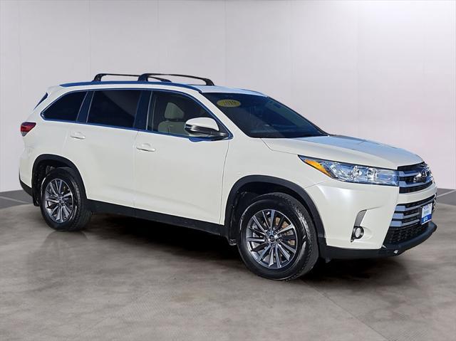 used 2019 Toyota Highlander car, priced at $26,387